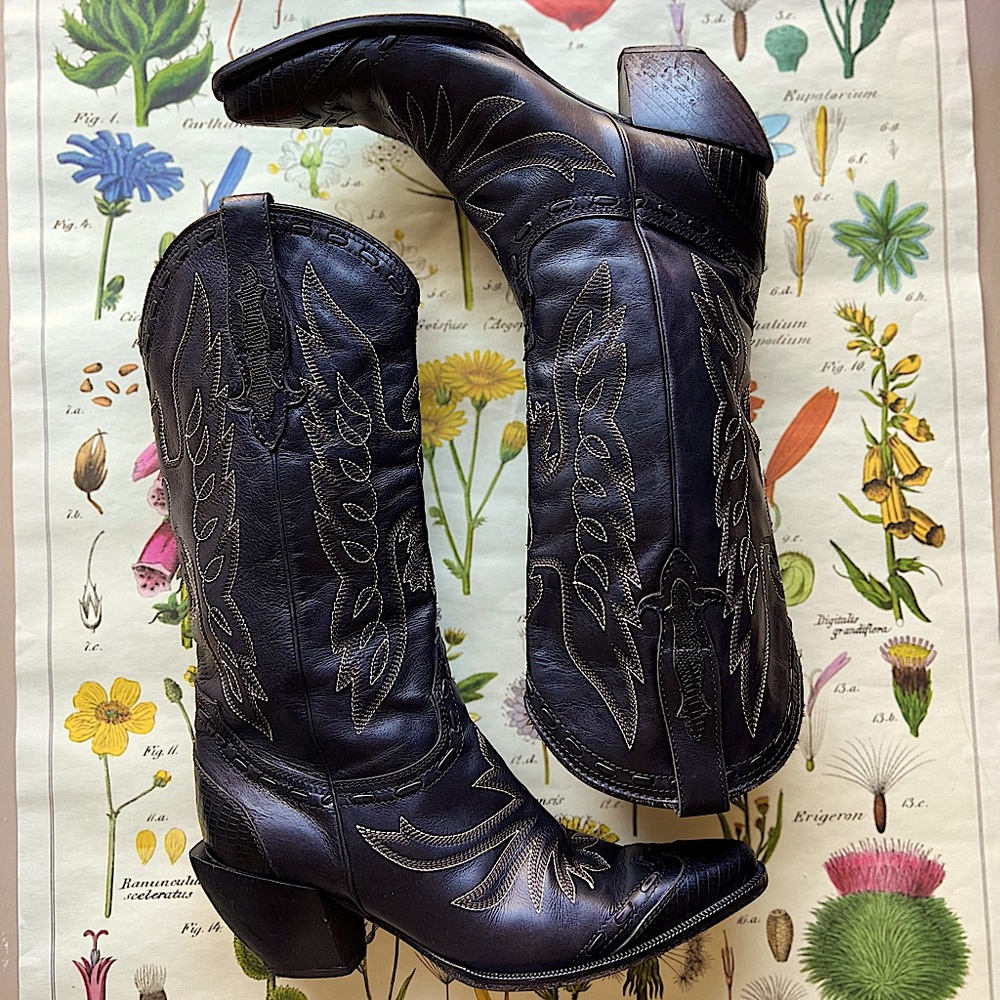 Vero Cuoio Vintage Embroidered Cowboy Boots - Women’s 8 - Made In Italy